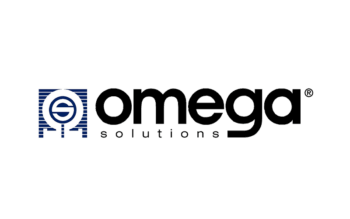 Logo f&uuml;r Omega Solutions mit einem stilisierten blauen O mit horizontalen Linien auf der linken Seite, gefolgt von dem Wort Omega in fetten schwarzen Buchstaben und Solutions in kleineren grauen Kleinbuchstaben darunter.